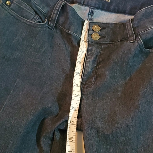 Michael Kors Denim Dark Blue Jeans Wide Leg Pants Size 6 Two Buttons 5 Pockets - Picture 7 of 10
